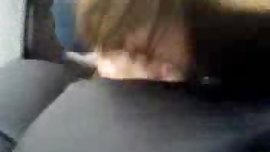 Teen gives Blowjob in public changing room