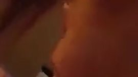 Delicia gemendo na vara