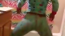 Jiggly Booty Black Teen