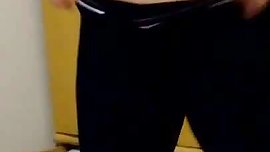 Irma mais nova do meu marido trocando de roupa lindos seios