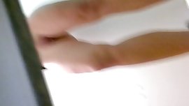 hot girl change in Swimming cabine