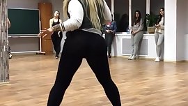 @swagruspanda solo twerking in training