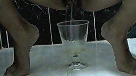 Preciosa latina mexicana traviesa, peeing cup twice