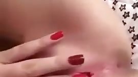 Fidanzata si masturba per me