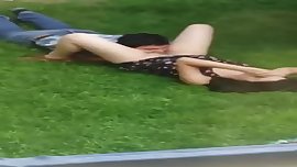 pillados en el parque