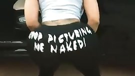Big booty twerking