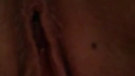 Freundin 19y macht es sich selbst