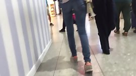 Cute teen ass in jeans