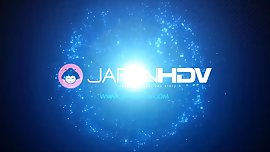 Asian babe getting fingered and toy fucked perfectly