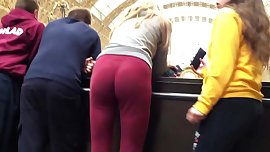amazing ASS 83