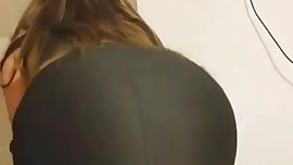 amiga de mi hijo me provoca