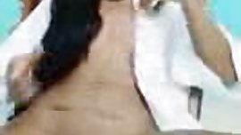 elle exige qu'on vienne la baiser