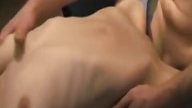 Sexy Teen aus Duesseldorf Fest Gefickt