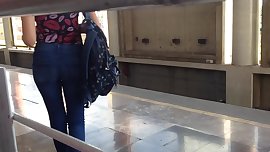 Nice ass in jeans, culo apretado