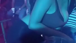 dominicana calentando la disco