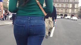 Tight ass in jeans, culo apretado