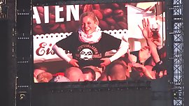 Crowd Flashing  1 - Hockenheimring