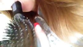 gordibuena masturbandose con un hairbrush