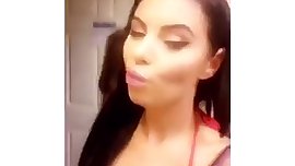 Fish nets & bouncing tits