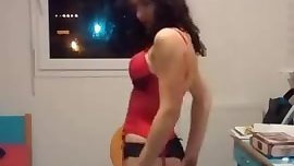 Un Strip Tres Coquin live on spicygirlcam.com